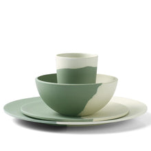 Bamboo plates