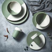 Bamboo plates