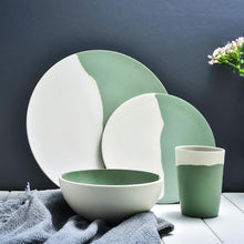 Bamboo plates